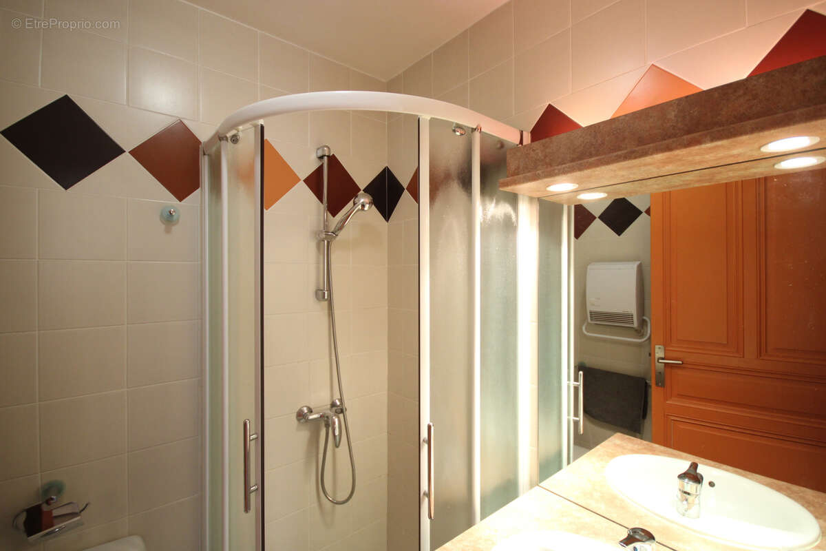 Appartement à AX-LES-THERMES