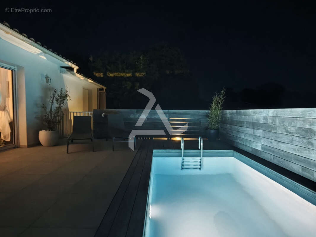 Agréable villa t3 de 80m2 avec piscine vue maquis et studio indépendant de 24m2 - photo 30