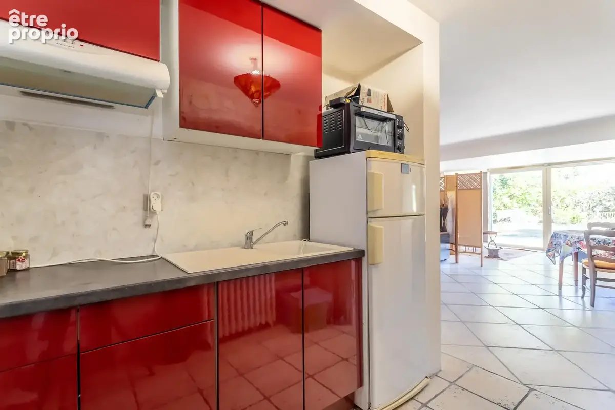 Maison de campagne avec annexe, piscine et terrain - photo 25