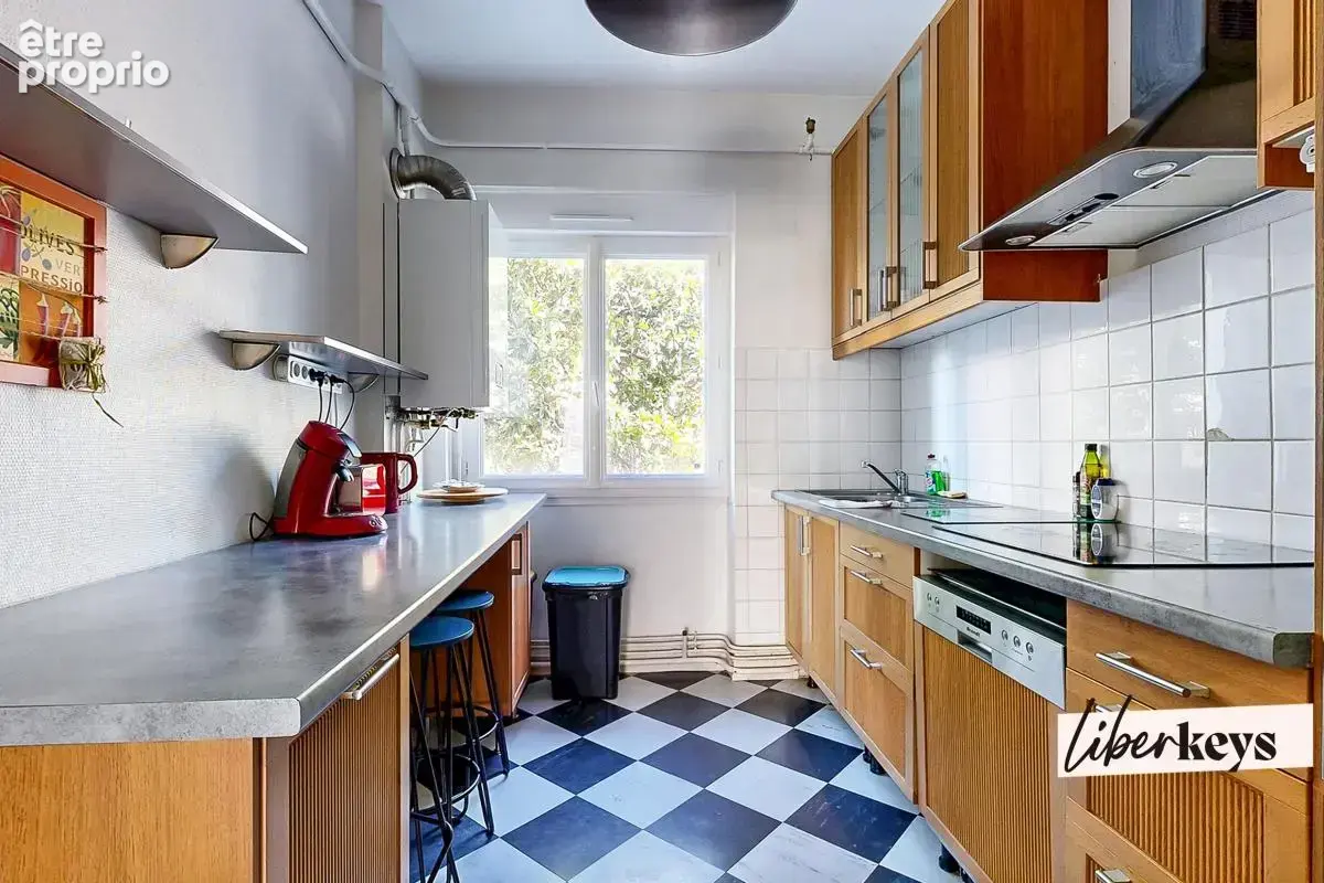 Nantes centre – 85 m², séjour de 32 m², extérieur et garage - photo 5
