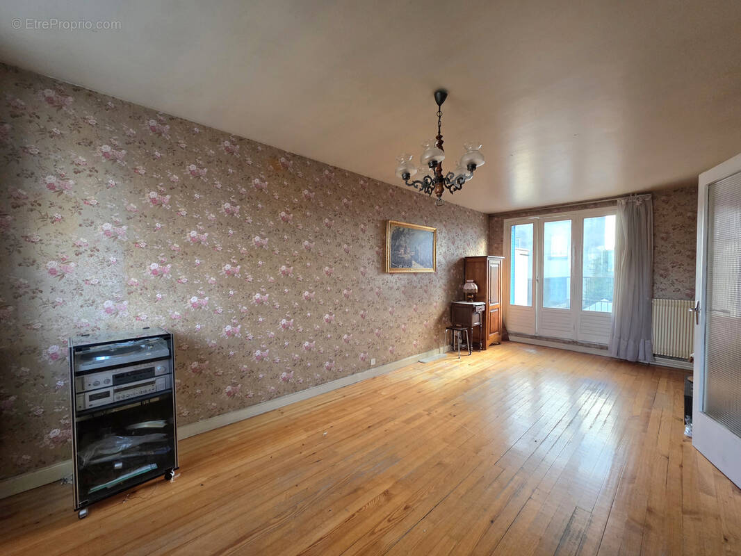 Maison à CLERMONT-FERRAND