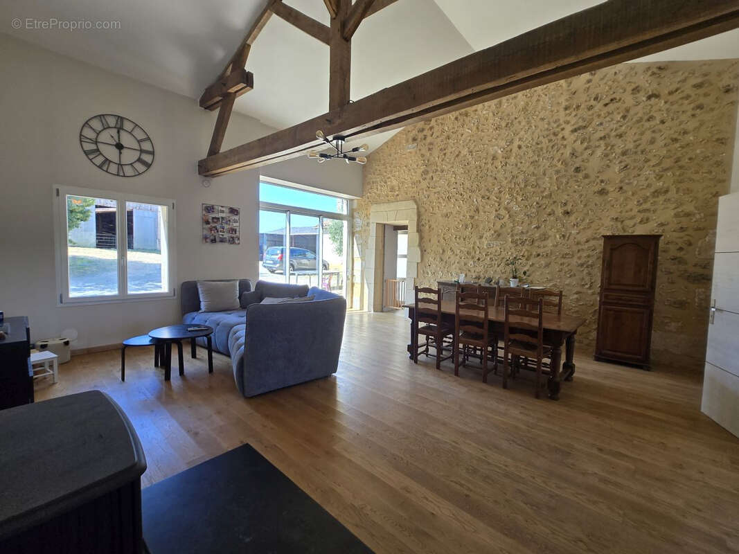 Maison à VILLAMBLARD