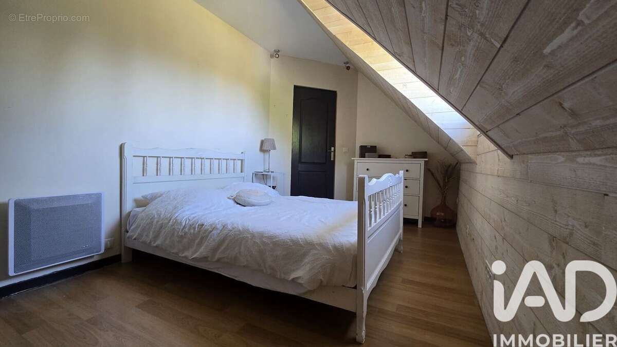 Photo 6 - Maison à LESTREM