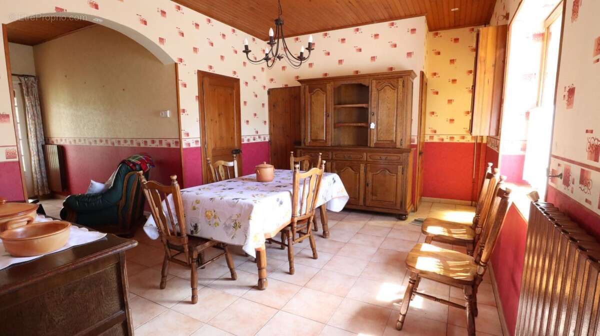 Maison semi-individuelle de 74 m² à Fourmies - photo 2