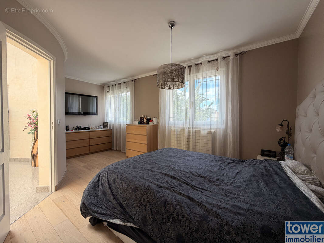 Maison à DRANCY