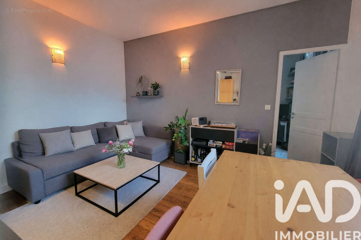 Photo 3 - Appartement à PARIS-18E