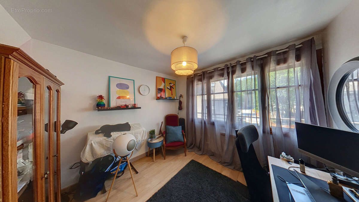 maison de 100m2 et 300m2 de terrain - photo 17