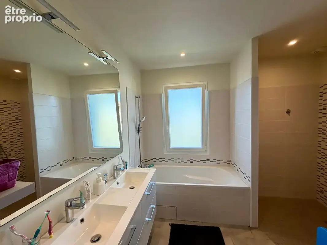 Maison récente de plain-pied 5 pièces 105 m², proche Salies de Béarn - photo 7