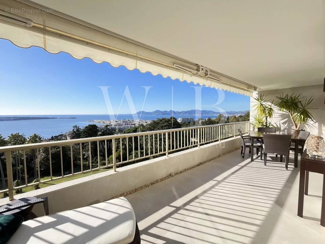 Appartement à CANNES