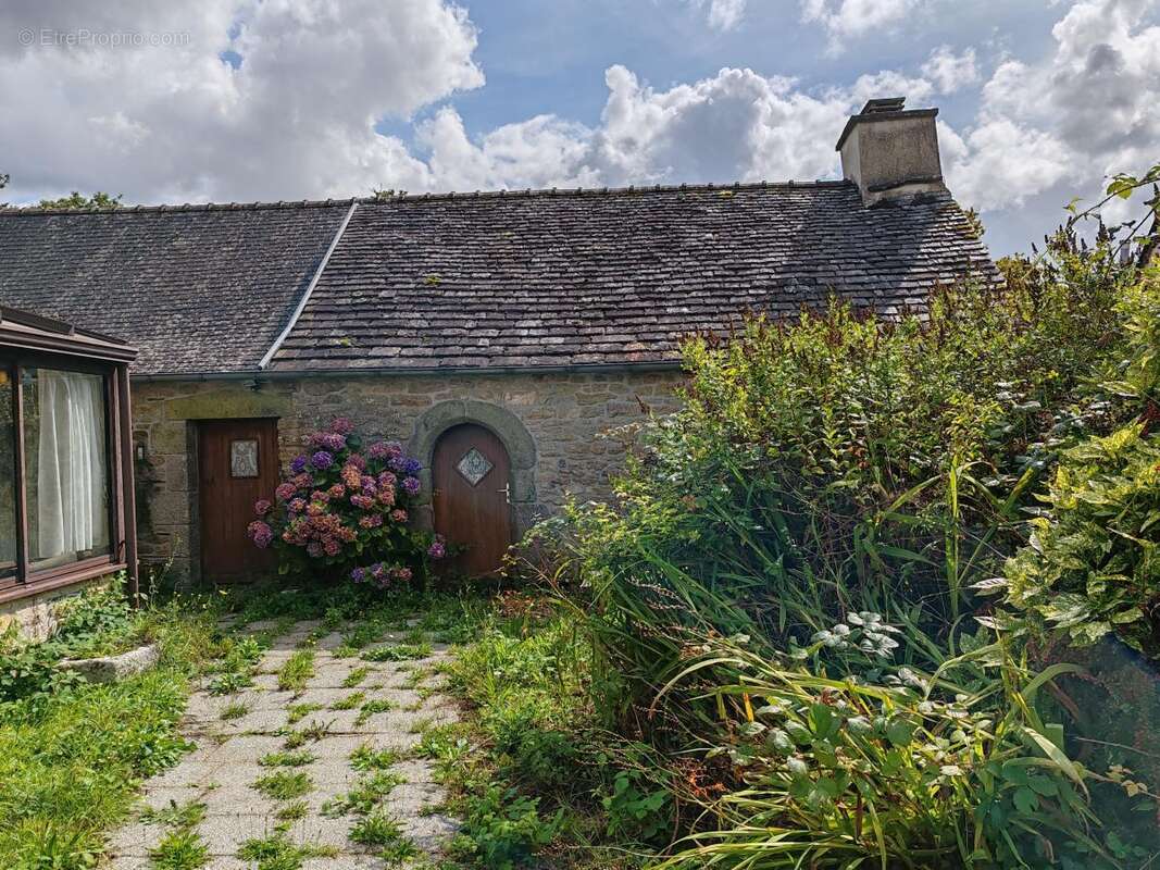 Maison à BRENNILIS