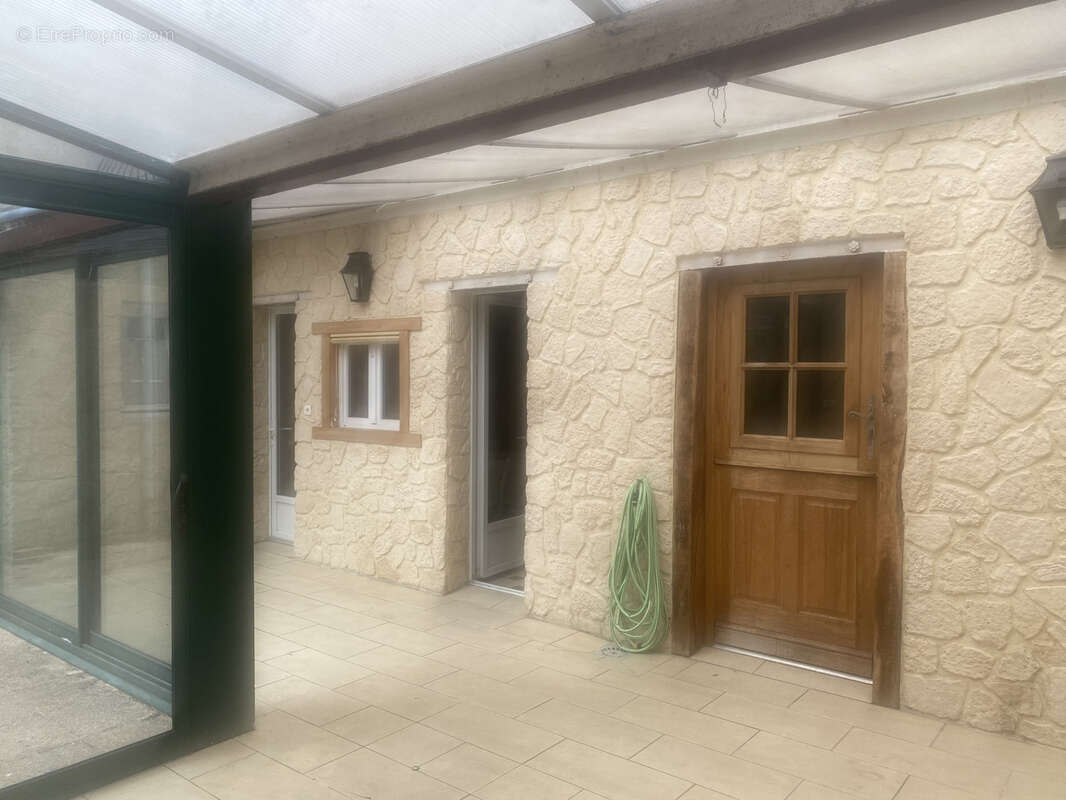 Maison à LE DORAT