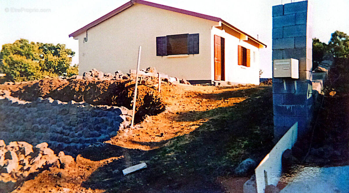 Maison à SAINT-LEU