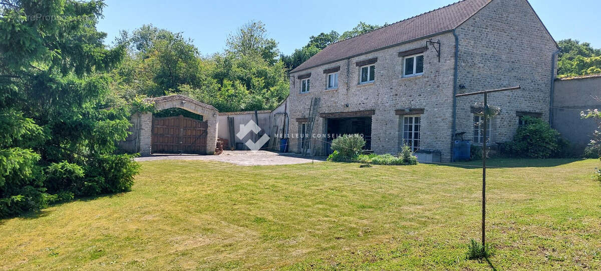 Maison à MONTFORT-L'AMAURY