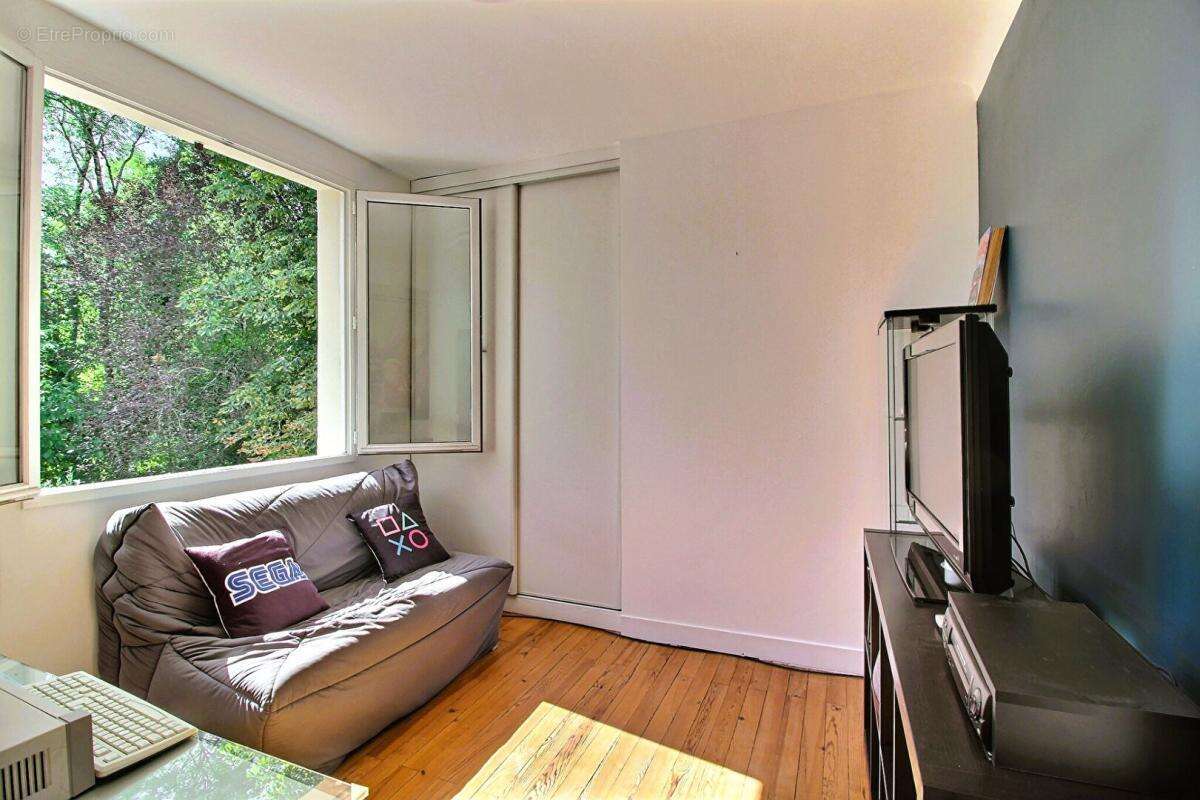 Maison T3 PERISSAC 83M² clé en main avec jardin arboré - photo 9