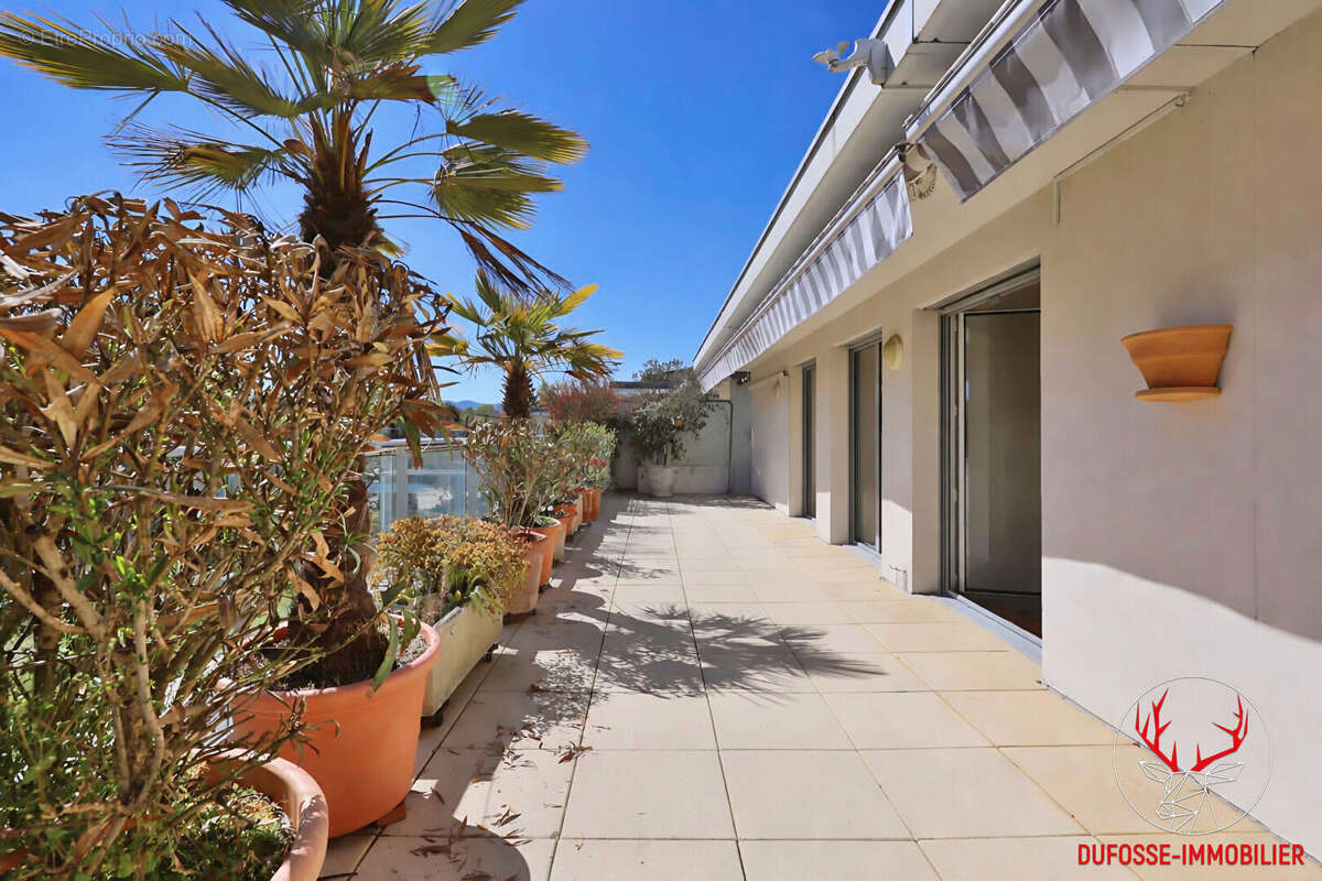 Appartement à TASSIN-LA-DEMI-LUNE