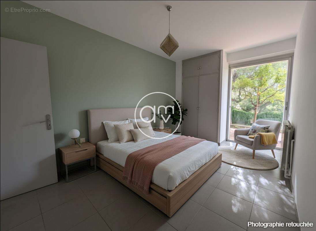 Appartement à HYERES