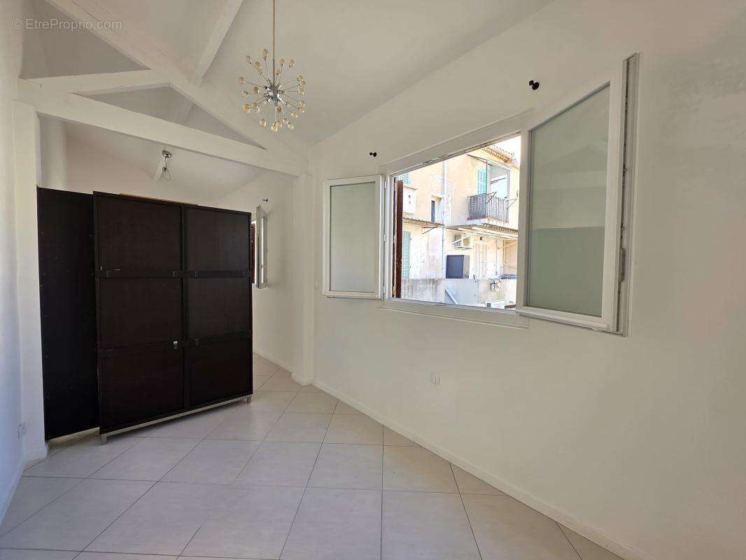 Appartement à SANARY-SUR-MER