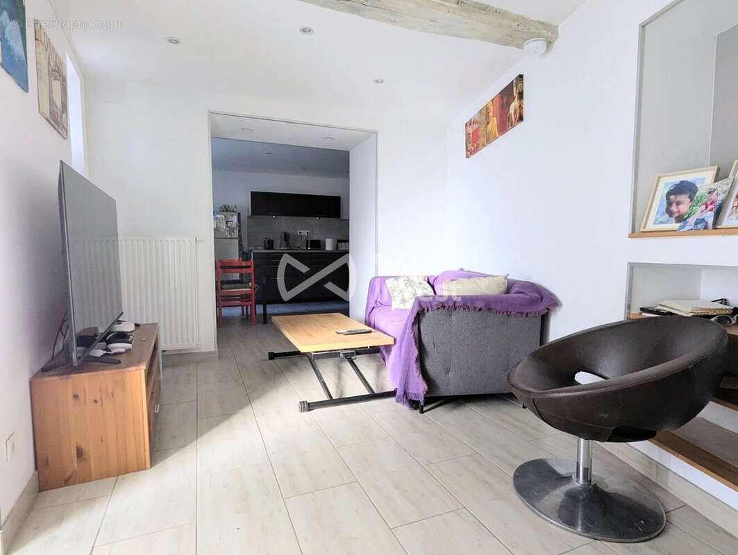 Maison 70 m² à Combronde  - photo 5