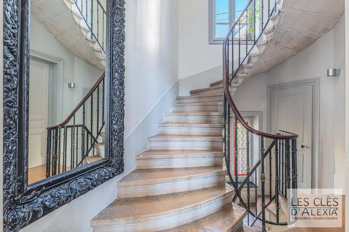 Maison à CALUIRE-ET-CUIRE