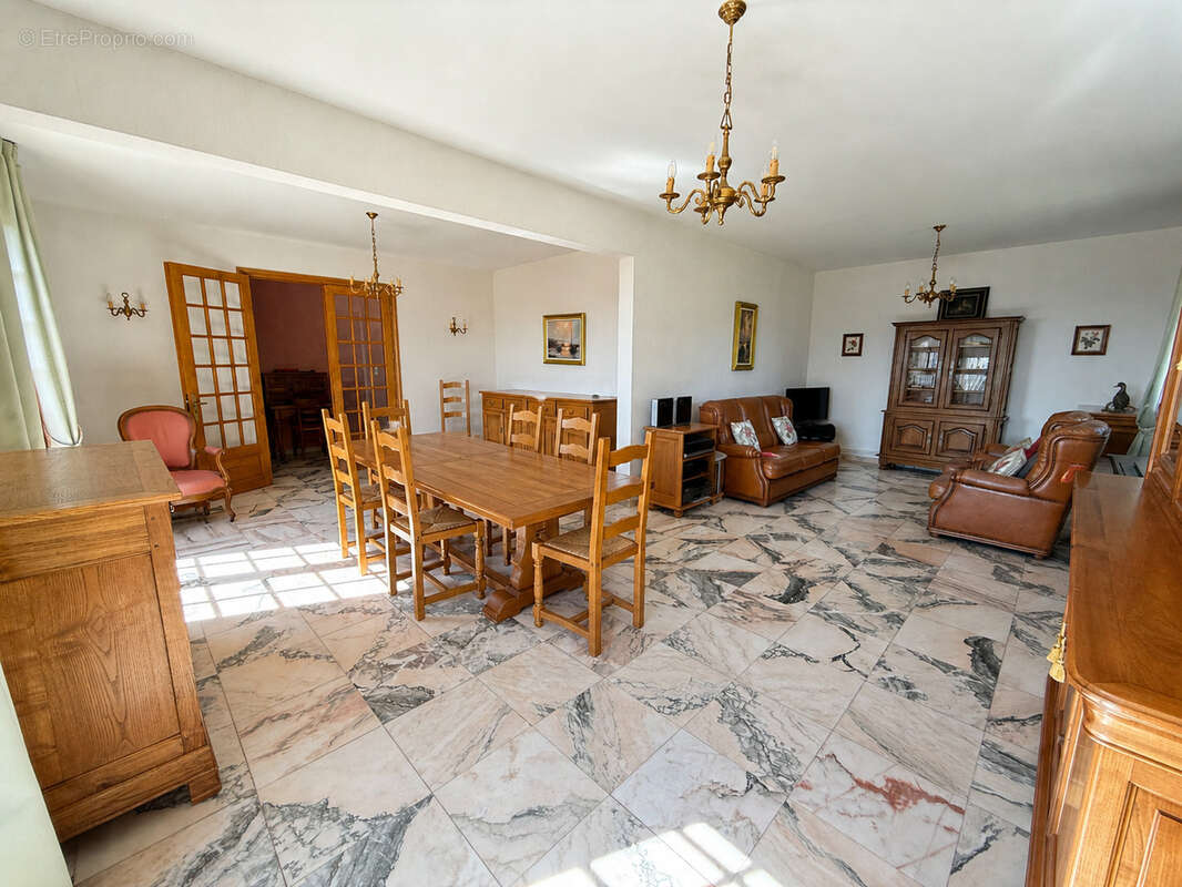 Maison à ARCONSAT