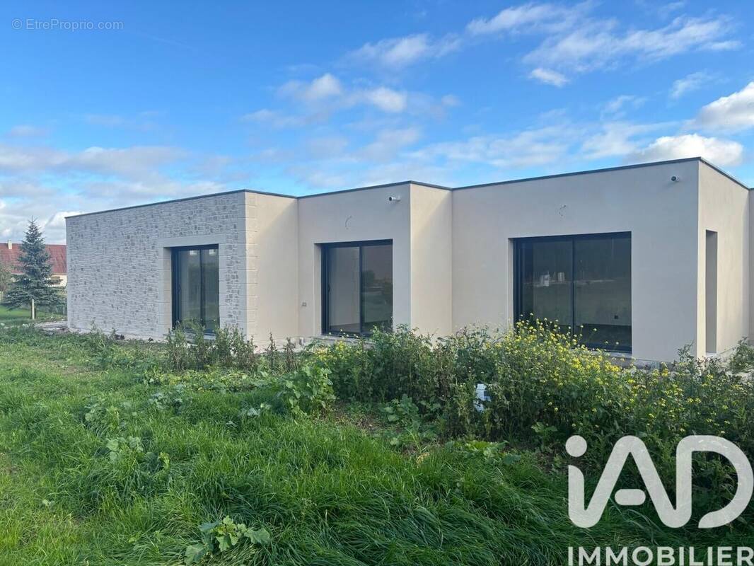 Photo 1 - Maison à FORGES-LES-EAUX