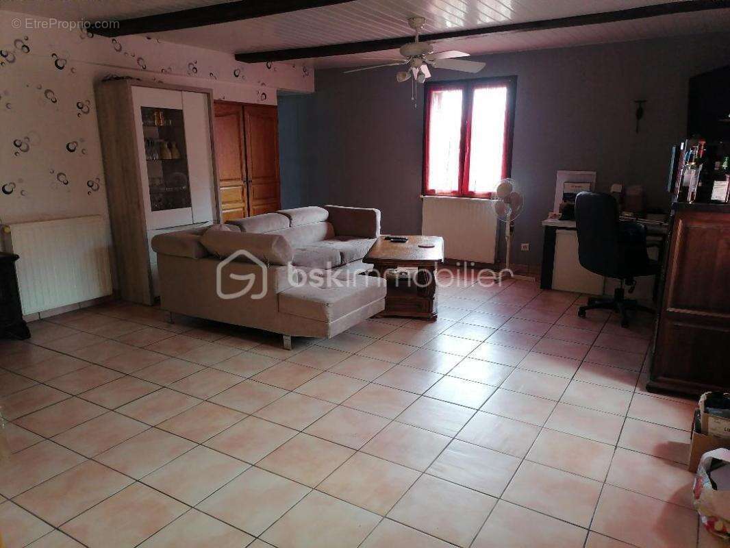 SECTEUR SIGNY L'ABBAYE / LAUNOIS SUR VENCE Maison de village spacieuse et fonctionnelle - photo 3