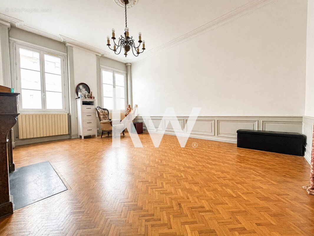 Appartement à SAINT-ETIENNE