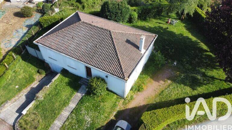 Photo 1 - Maison à BEAUREPAIRE