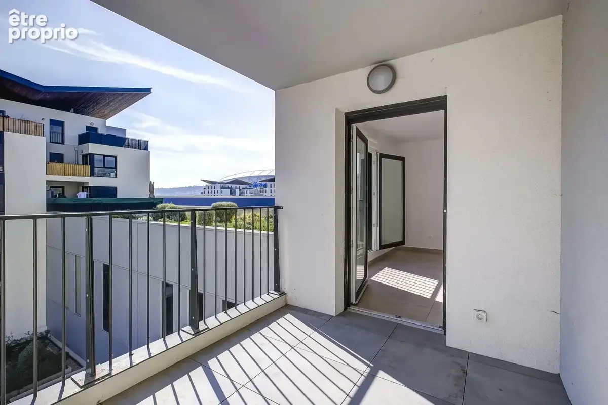 Nice saint-isidore – rare à la vente – 2 pièces avec terrasse plein sud et parking privatif - photo 1