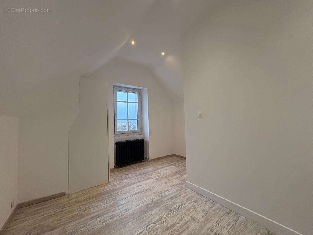 Maison à PLOUGONVELIN