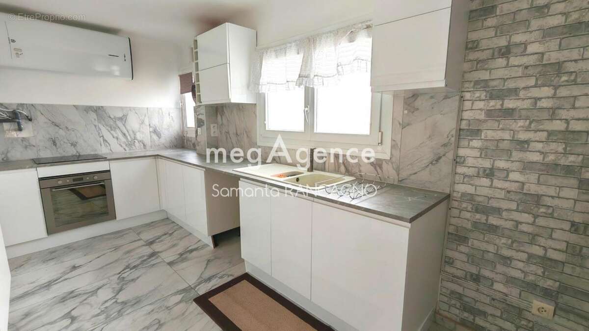 T3 rénové 67 m² – Balcon, DPE B, lumineux en résidence sécurisée - photo 4