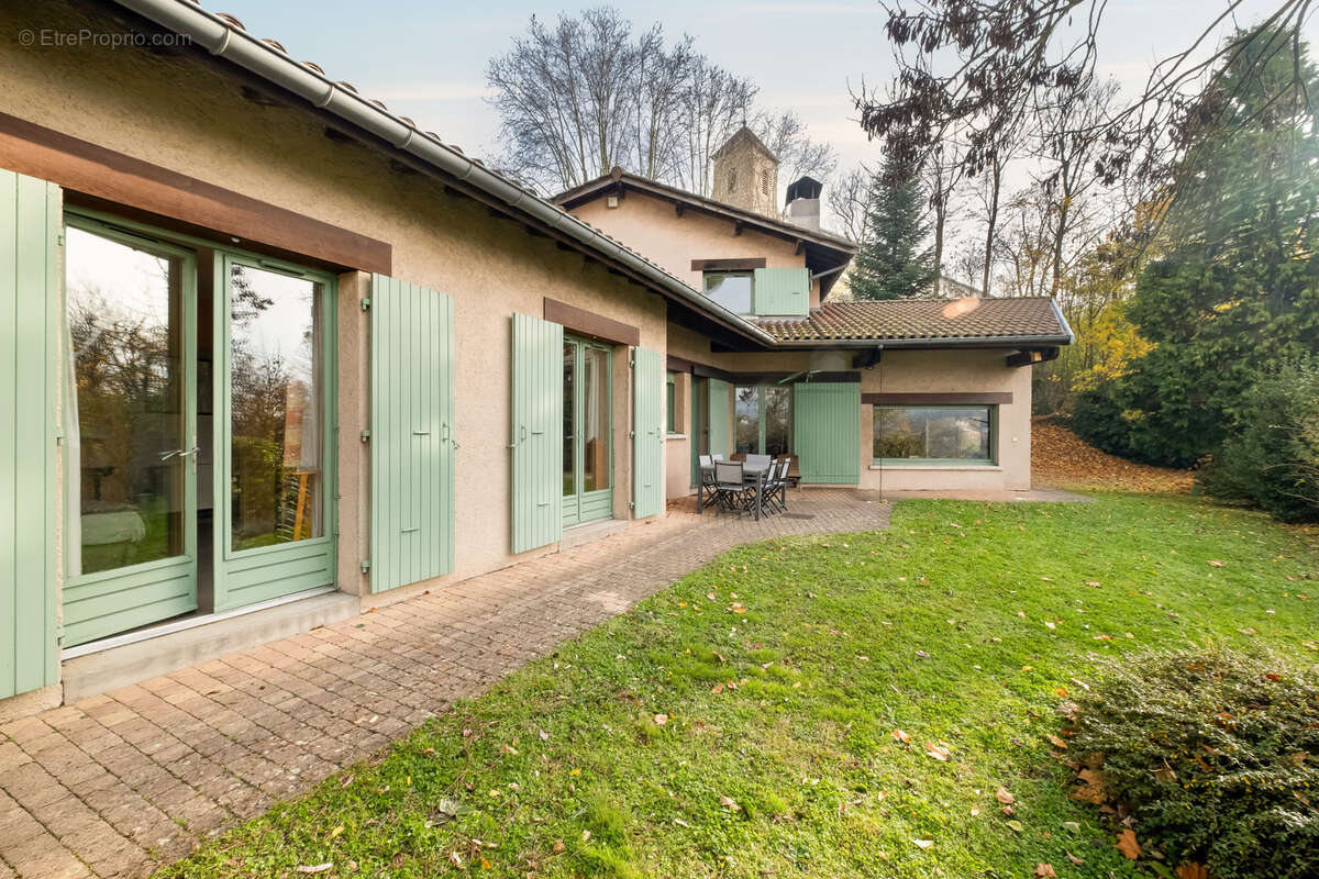 Maison à CALUIRE-ET-CUIRE