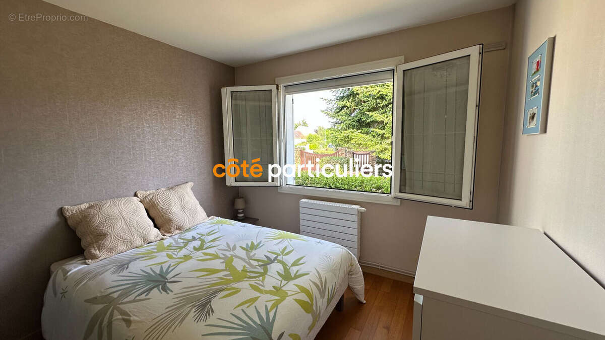 Maison à COMBS-LA-VILLE