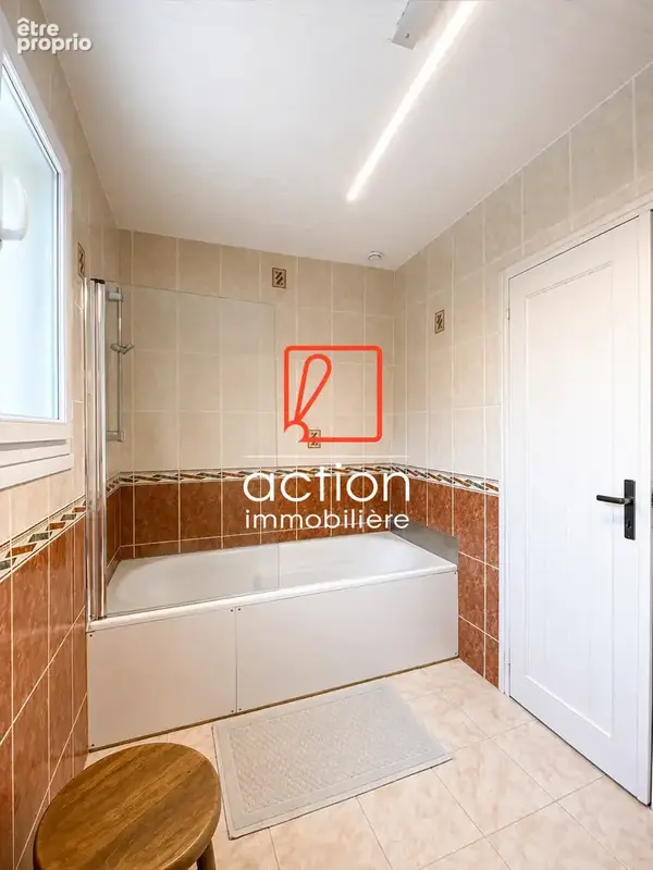 Charmante maison traditionnelle de caractère de 173m2 - Plouguiel - photo 13