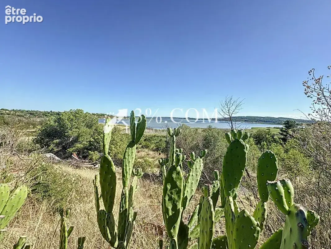 Grande propriété à rénover vue exceptionnelle sur l'étang, l - photo 7