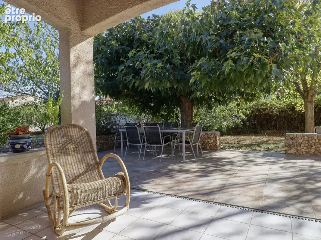 Maison familiale 4 chambres avec jardin, garage et terrain piscinable - photo 18