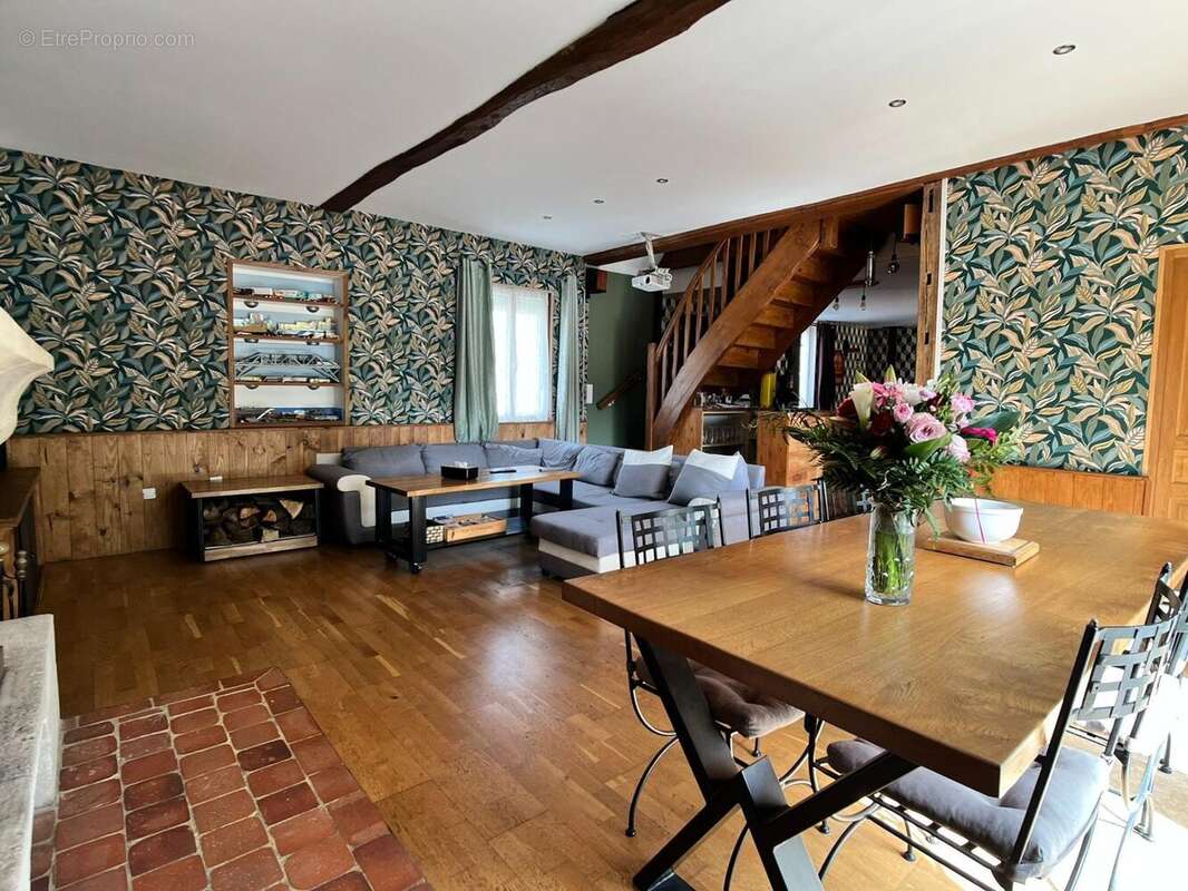 Photo 4 - Maison à HALLOY