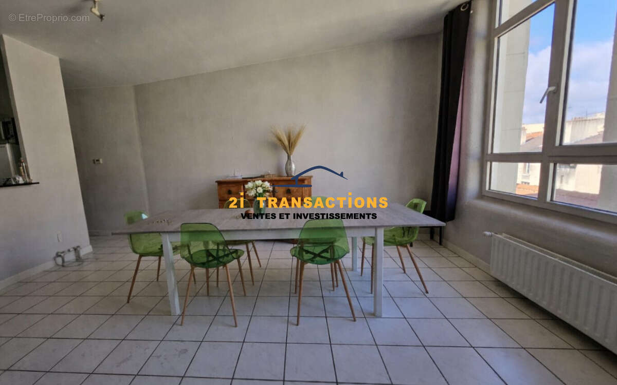 Appartement à SAINT-ETIENNE