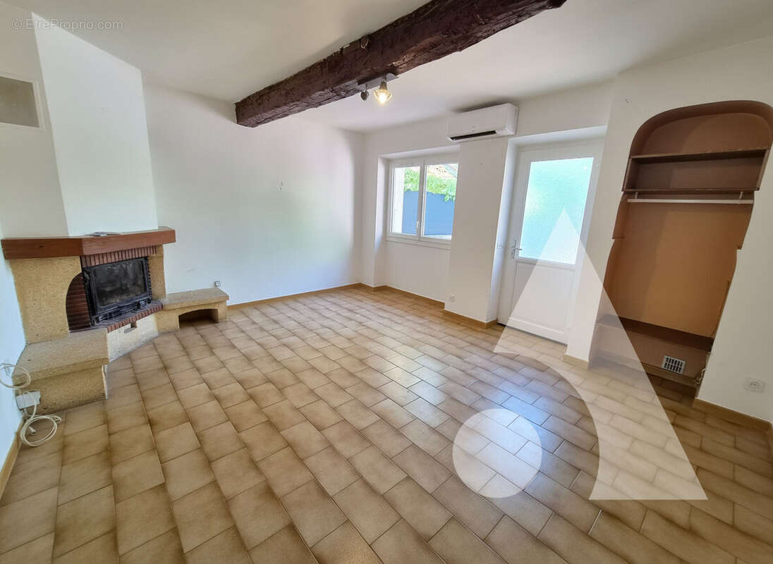 Le Thoronet - Appartement 3 pièces 53m², garage de 25m² - photo 4