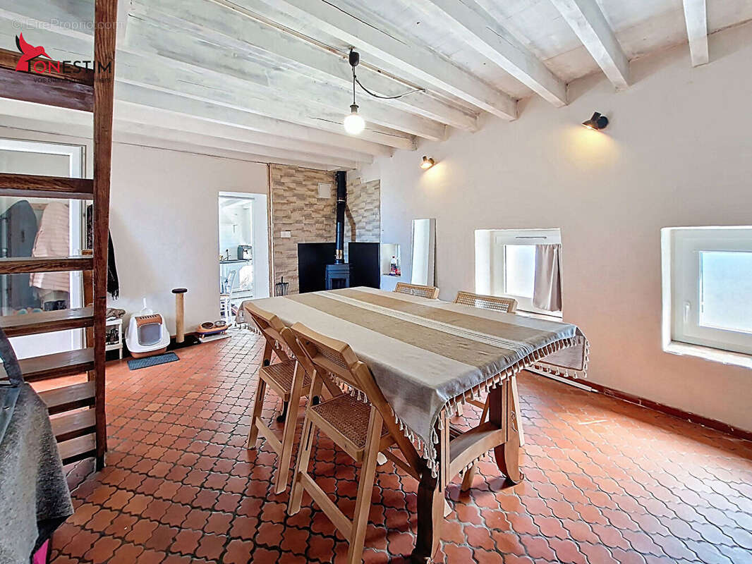 Maison à SAINT-GEORGES-HAUTE-VILLE