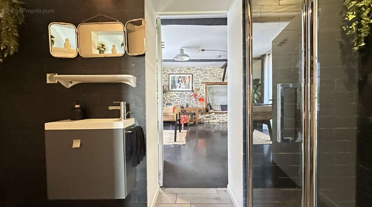 Maison à SAUBRIGUES