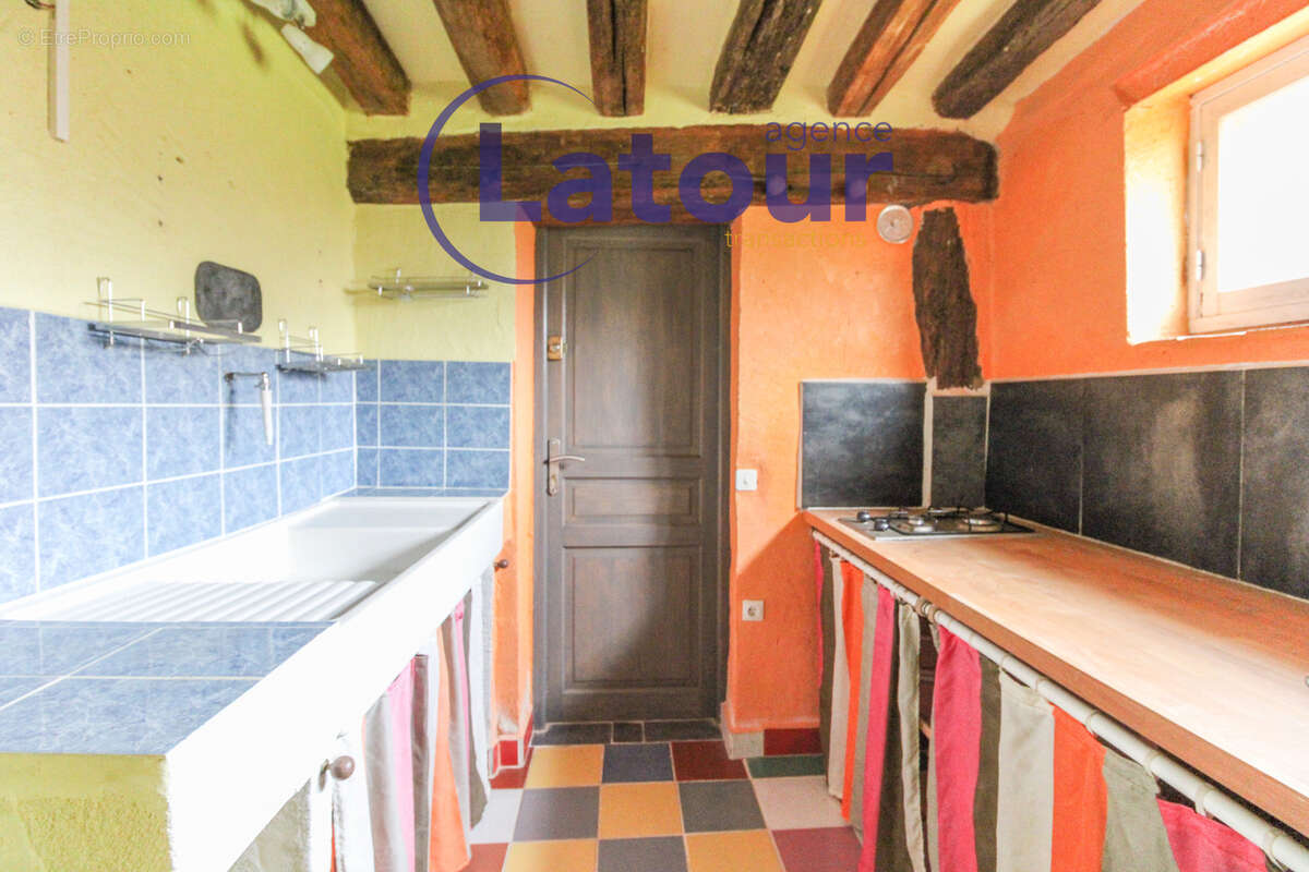 Maison à TREMBLAY-LES-VILLAGES