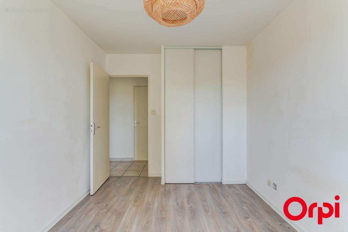 Centre bourg et proche voie verte - t3 de 68,87 m2 - photo 13