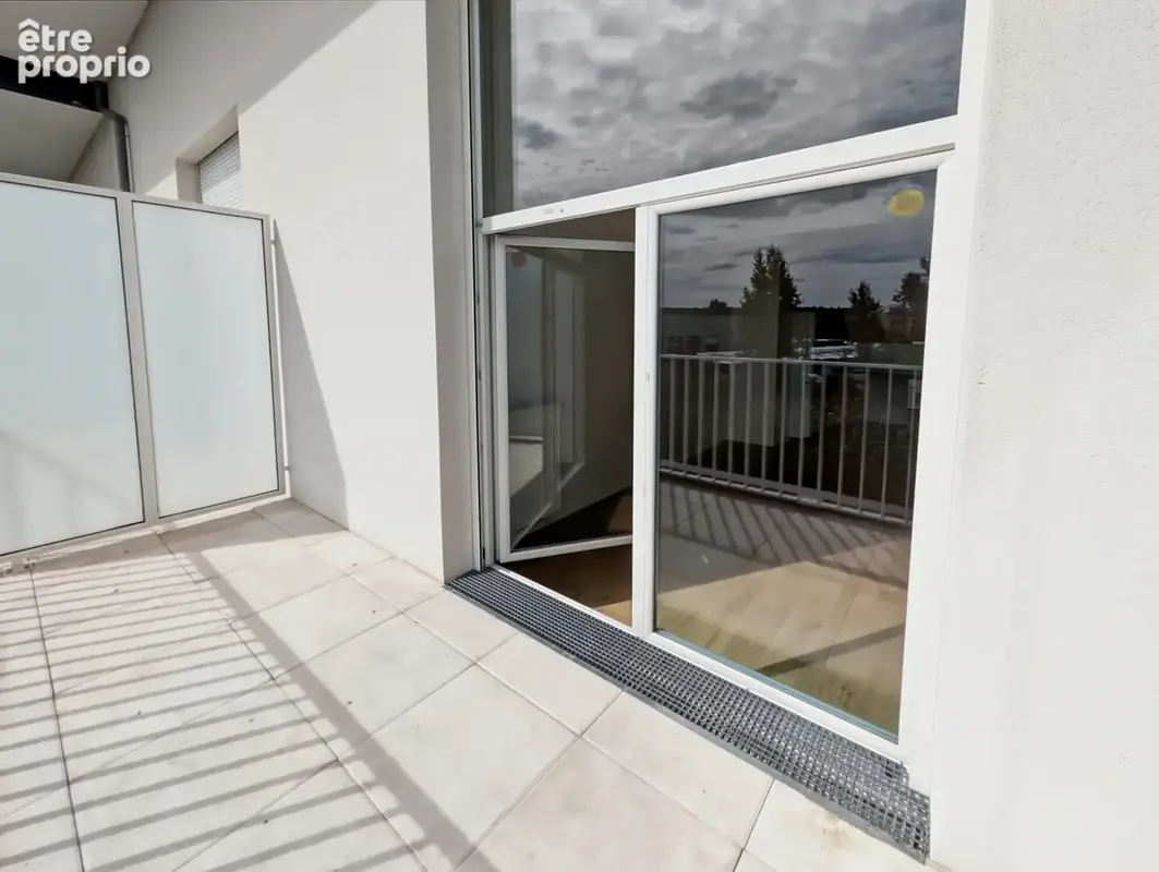 Appartement 2 pièces 45 m² à vendre à Carrieres-Sous-Poissy (78955) - photo 2