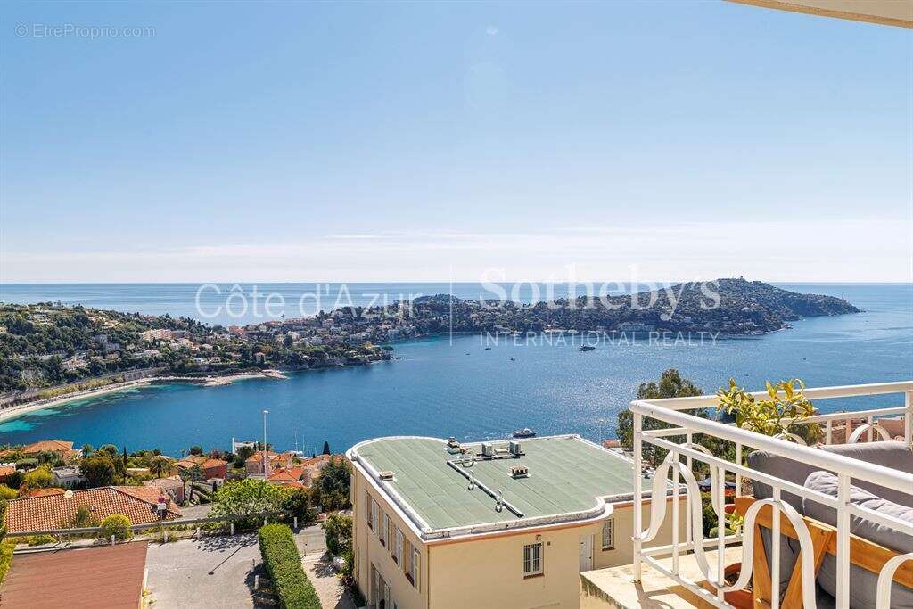 Appartement à VILLEFRANCHE-SUR-MER
