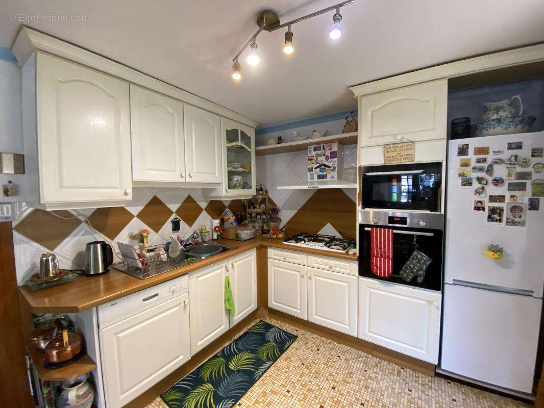 Maison à BONNIERES-SUR-SEINE