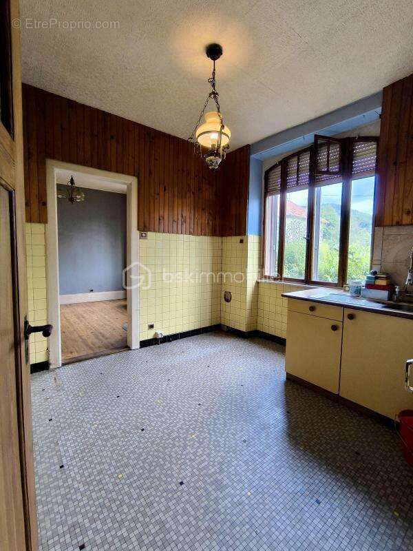 Grande maison, idéale pour une grande famille ou pour un investissement locatif - photo 4