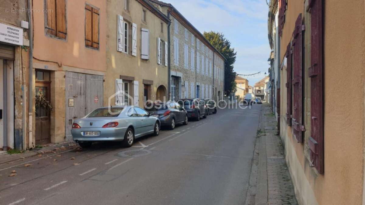 Appartement à MARCIAC