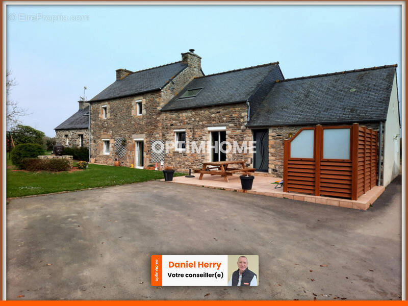 Maison à PLOUNEVENTER