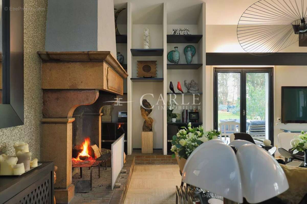 Maison à DECINES-CHARPIEU